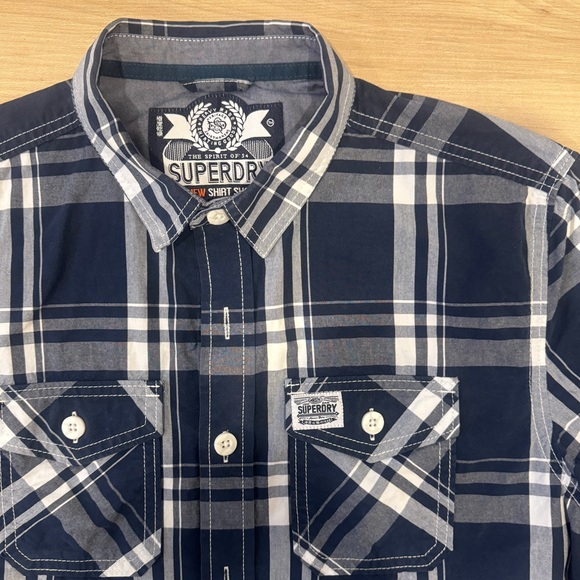 Men’s XL Short Sleeve button up shirt by Superdry in a blue/white plaid pattern - Picture 3 of 6